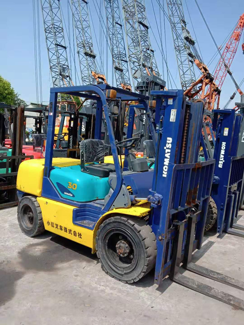Komatsu 3ton Diesel Forklift Truck Telehandler for Sale