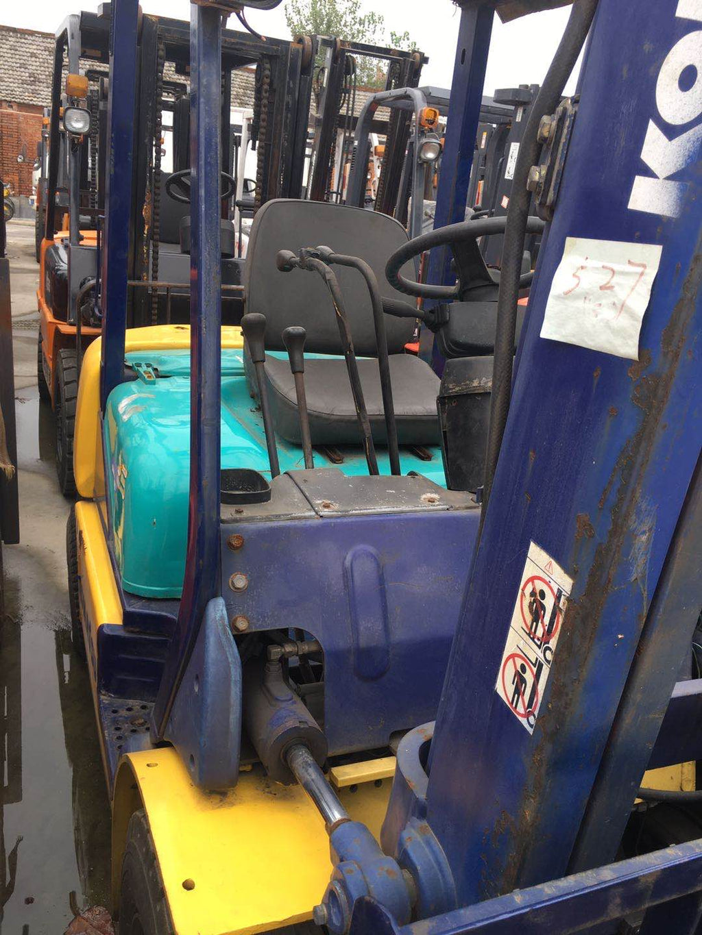 Komatsu 3ton Diesel Forklift Truck Telehandler for Sale