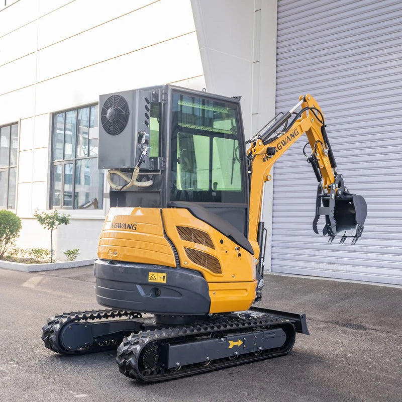 2.5-Ton Mini Crawler Excavator – Diesel Hydraulic with AC Cabin