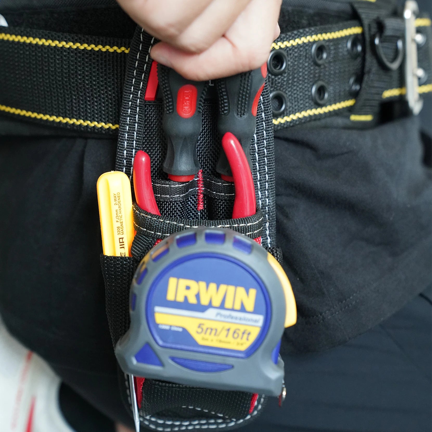 MELOTOUGH Heavy Duty Tradesman Pro Tool Pouch With Various Sized Pockets